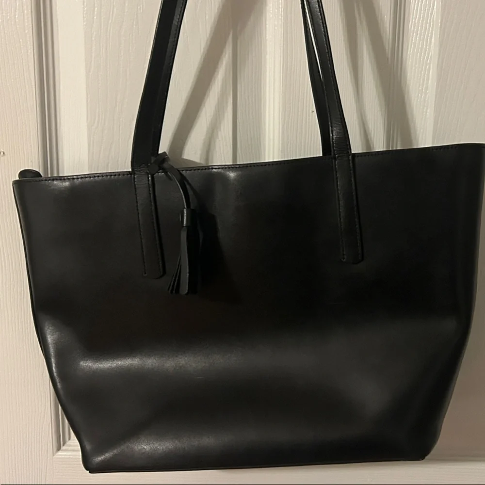 kate spade Black Leather Shoulder Tote with Gold Logo